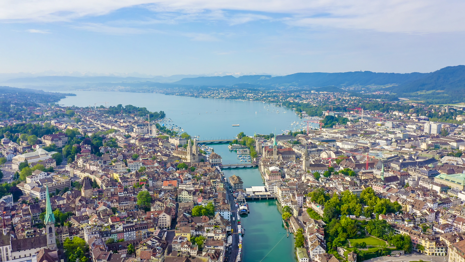 5 Stunning Places Of Lake Zurich