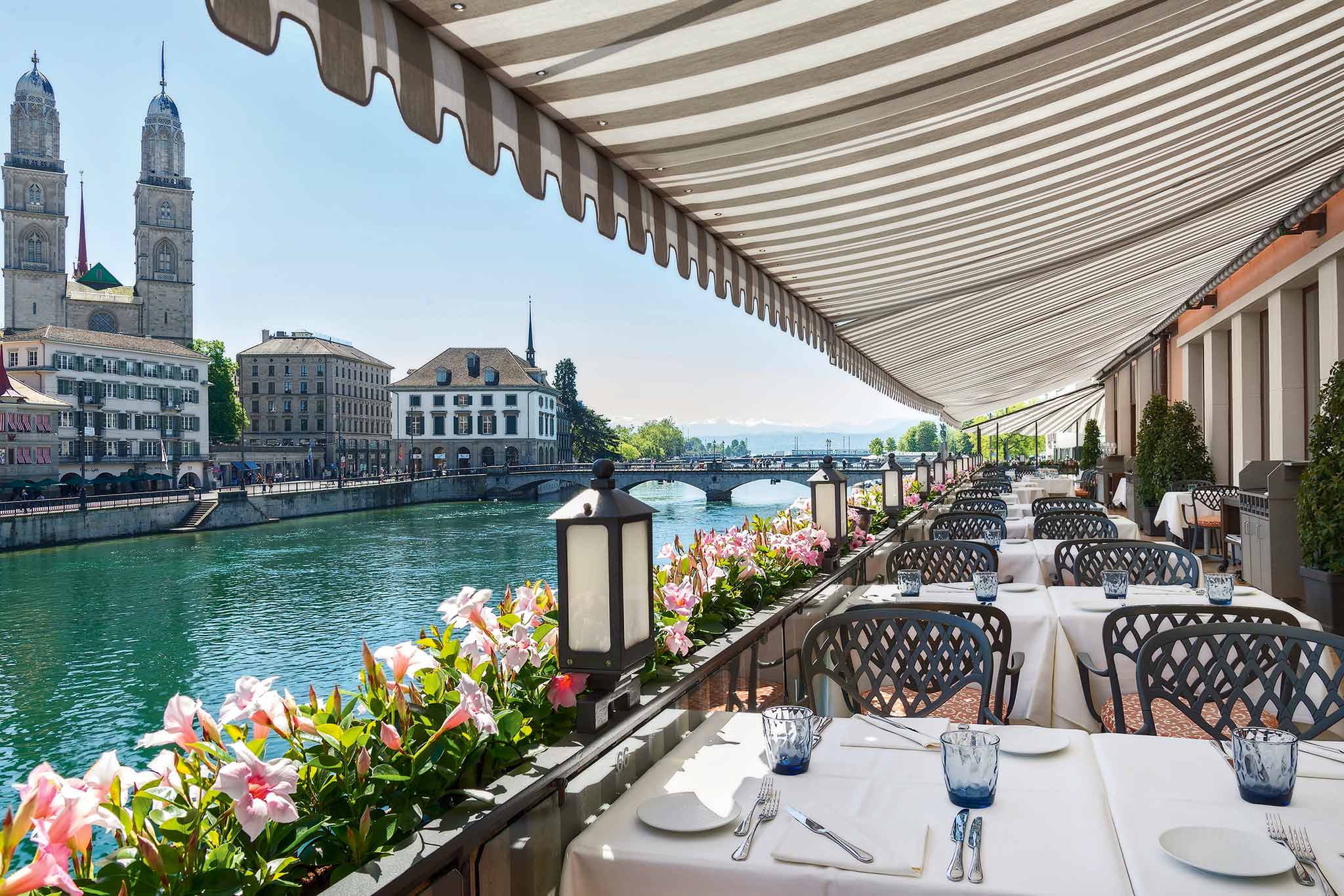 7 Lake Zurich Restaurants & Cafes